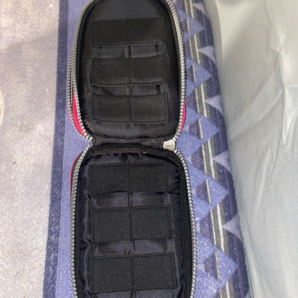 Original Nintendo DS Case - Picture 2 of 8